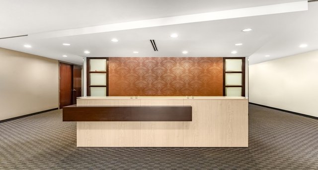 Two CityPlace Drive_2 임대 사무실-1