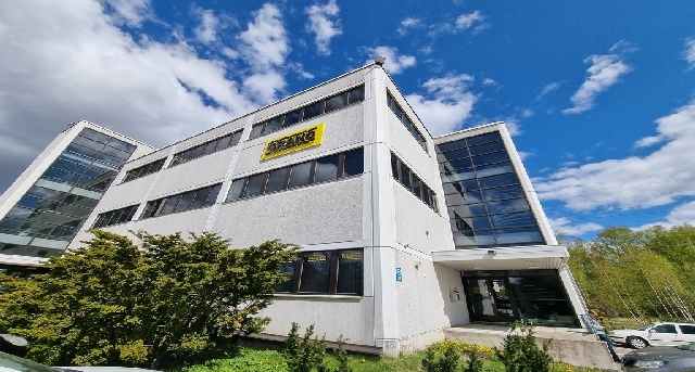 Alquiler oficinas Vesikuja 4_1-1