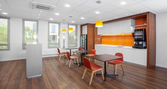Sewa kantor Via Canova 15_4-1