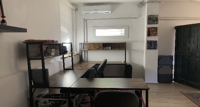 Sewa pejabat Via Sante Vincenzi 2_2-1