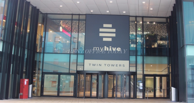 Vienna Twin Tower, Wienerbergstraße 11 — office space for rent, photo 1