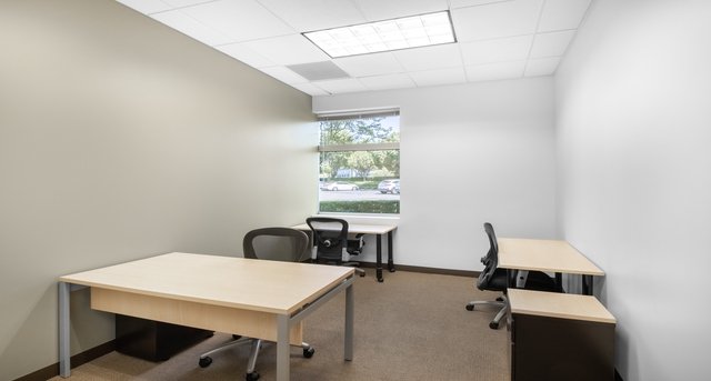 Rent office Waterside Center_5-1