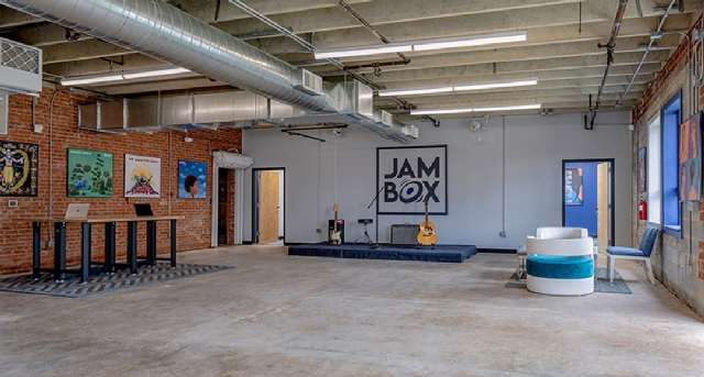 West Tremont Avenue 307, West Tremont Avenue 307, Charlotte, NC 28203 — office space for rent, photo 4