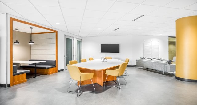 Sewa pejabat Westbrook Corporate Center_1-1