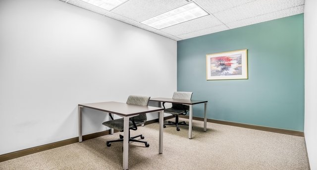 Sewa pejabat Westbrook Corporate Center_7-1