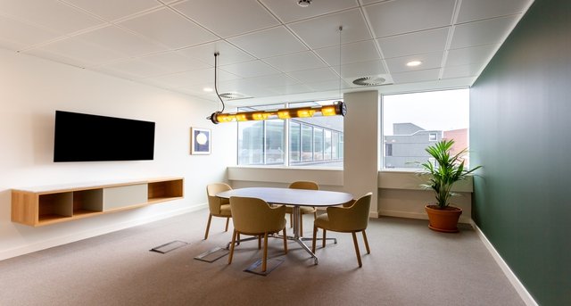 Woking Town Centre, Albion House High Street, Woking, Surrey GU21 6BG — office space for rent, photo 8