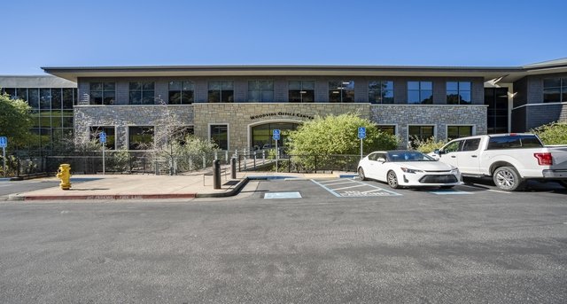Rent office Woodside Office Center_7-1