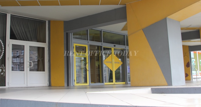 Zheltiy Ugol, 35 A, Marchala Govorova street — office space for rent, photo 2