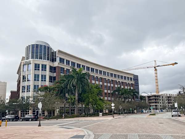 Regus Downtown Doral, 8333 N.W. 53rd Street, Suite 450, Doral, United States of America — office space for rent, photo 1