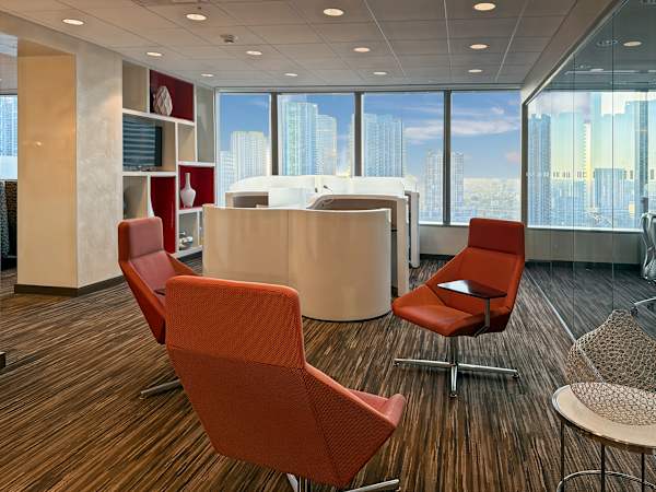Regus Wells Fargo Plaza, 333 S. E. 2nd Avenue, Suite 2000, Miami, United States of America — office space for rent, photo 1