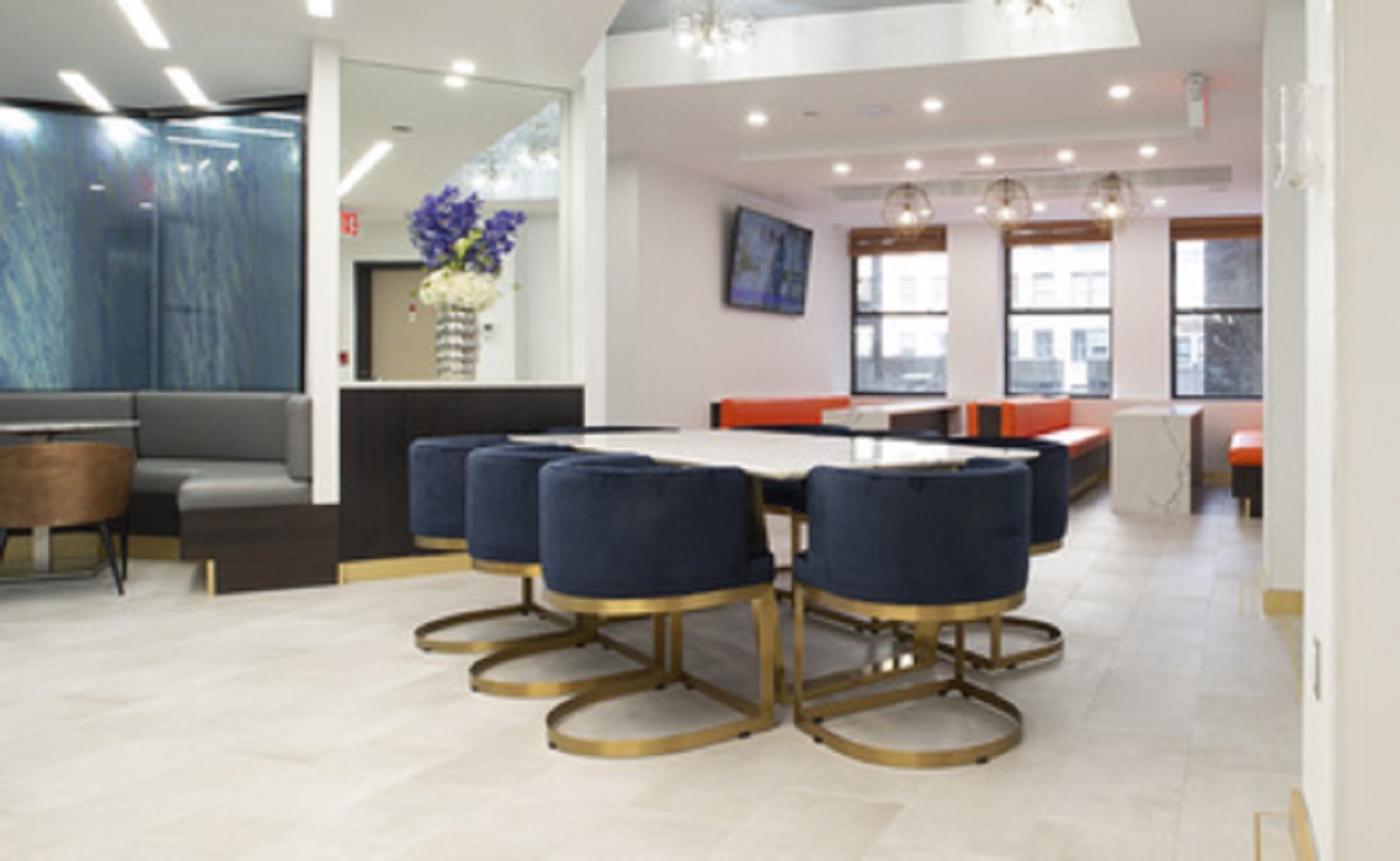 West 38th Street 15, West 38th Street 15, New York, NY 10018 — office space for rent, photo 3