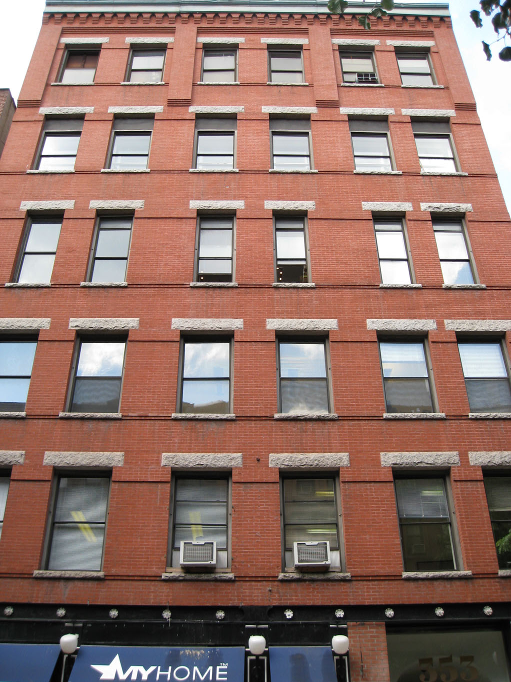 353 West 48th Street, 353 West 48th Street, New York, NY 10036 — office space for rent, photo 6