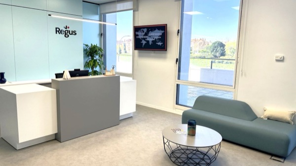 Rent office Regus Atria