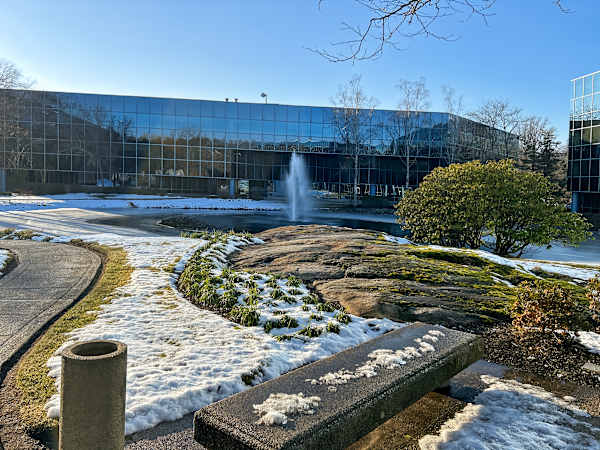 1 Manhattanville Rd, 1 Manhattanville Rd, Purchase, NY 10577 — office space for rent, photo 1