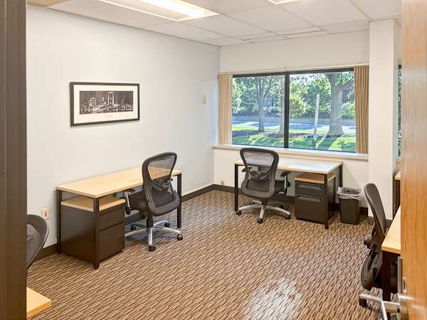 200 Broadhollow Road, 200 Broadhollow Road, Melville, NY 11747 — office space for rent, photo 4