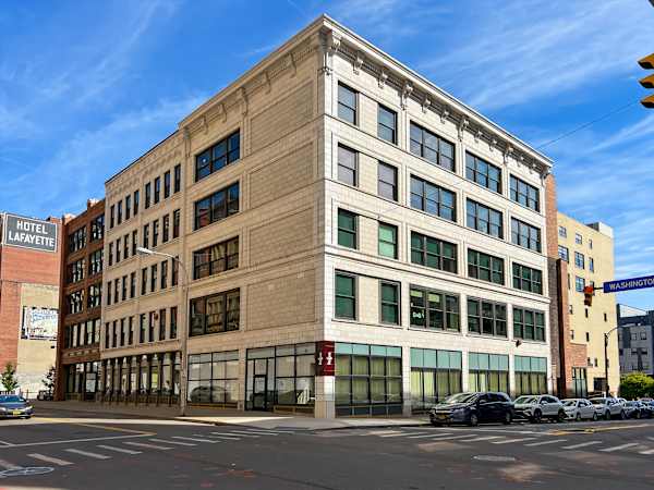 369 Washington Street, 369 Washington Street, Buffalo, NY 14203 — office space for rent, photo 1