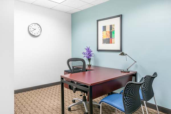 445 Park Avenue, 445 Park Avenue, Manhattan, NY 10022 — office space for rent, photo 1