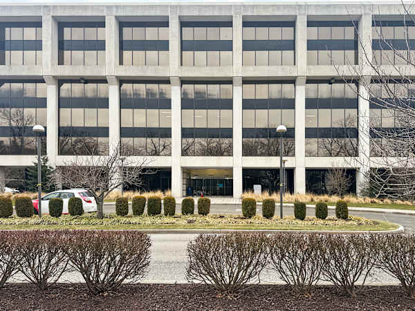520 White Plains Road, 520 White Plains Road, Tarrytown, NY 10591 — office space for rent, photo 1