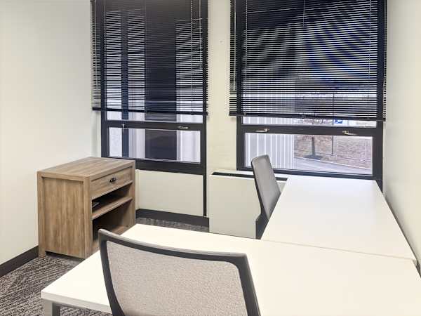 555 Broadhollow Rd, 555 Broadhollow Rd, Melville, NY 11747 — office space for rent, photo 4