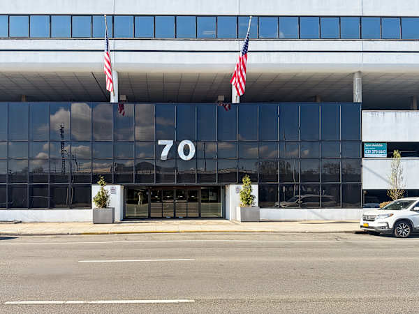 70 East Sunrise Highway, 70 East Sunrise Highway, Valley Stream, NY 11581 — office space for rent, photo 1