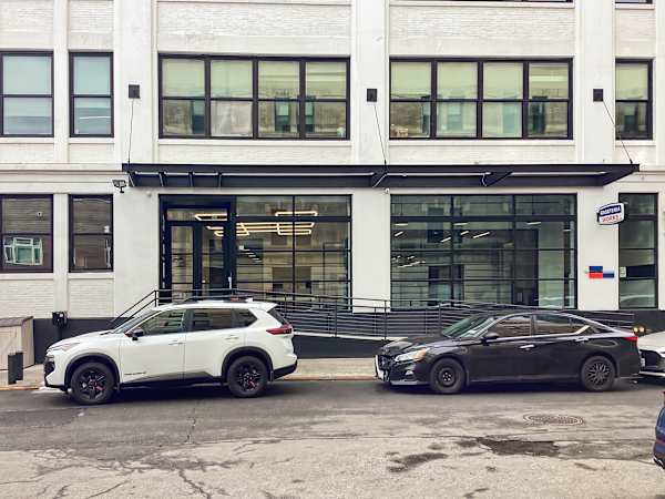 Spaces Gaseteria Works, 30-10 41st Ave, Long Island City, NY 11101 — office space for rent, photo 1