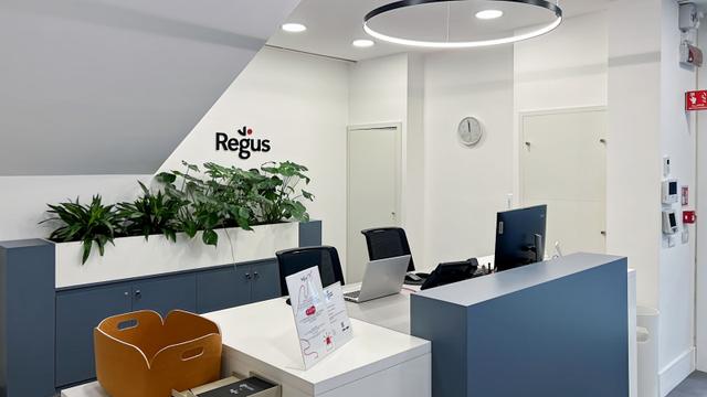 Rent office Salita San Nicola da Tolentino 13