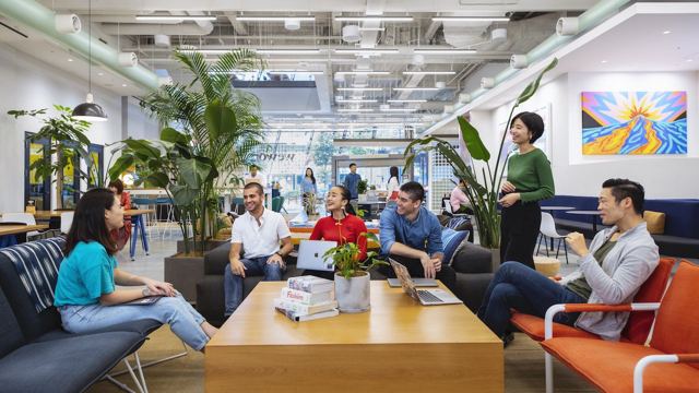 WeWork Iceberg, 東京都渋谷区神宮前 6-12-18 The Iceberg 1F — office space for rent, photo 1