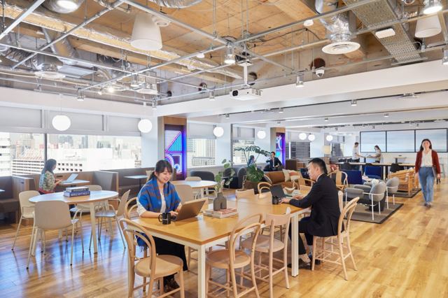 WeWork Shinagawa, 東京都港区高輪4-10-18 京急第1ビル 13F — office space for rent, photo 1