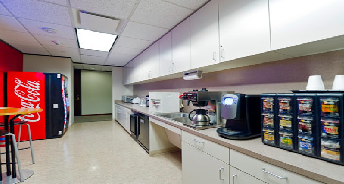 Rent office 100 Congress Avenue — photo 9