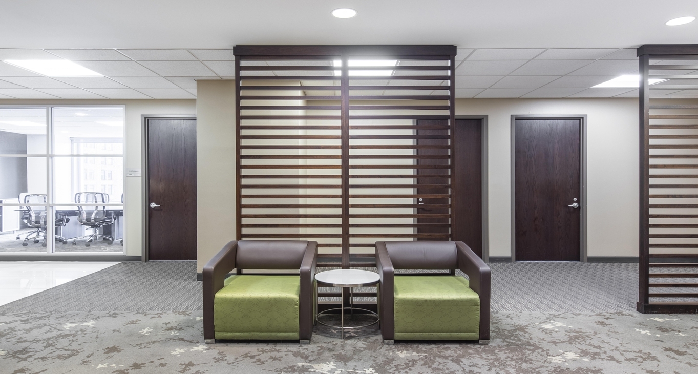 Rent office 100 Park Avenue — photo 2