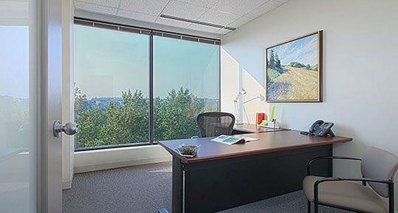 Sewa pejabat 10451 Mill Run Circle, Suite 400, Owing Mills_10-11