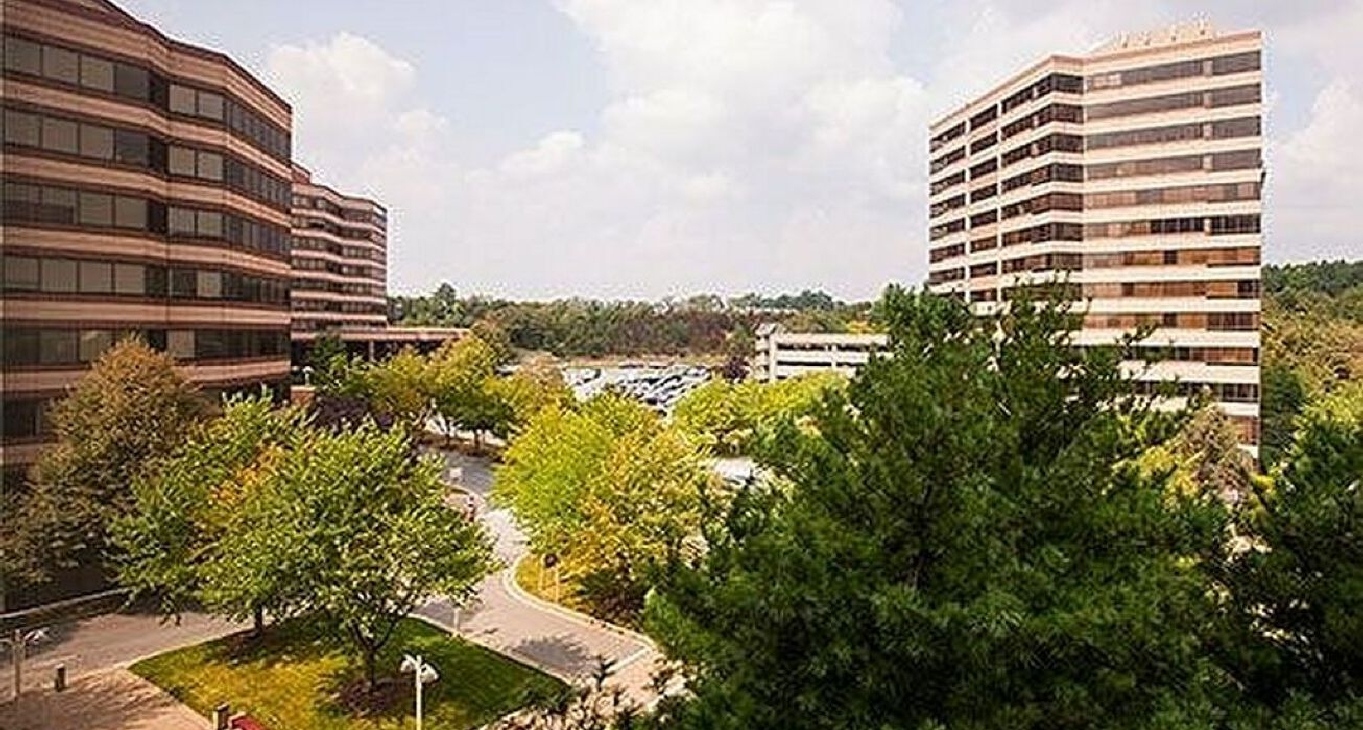 Sewa pejabat 10451 Mill Run Circle, Suite 400, Owing Mills_6-7