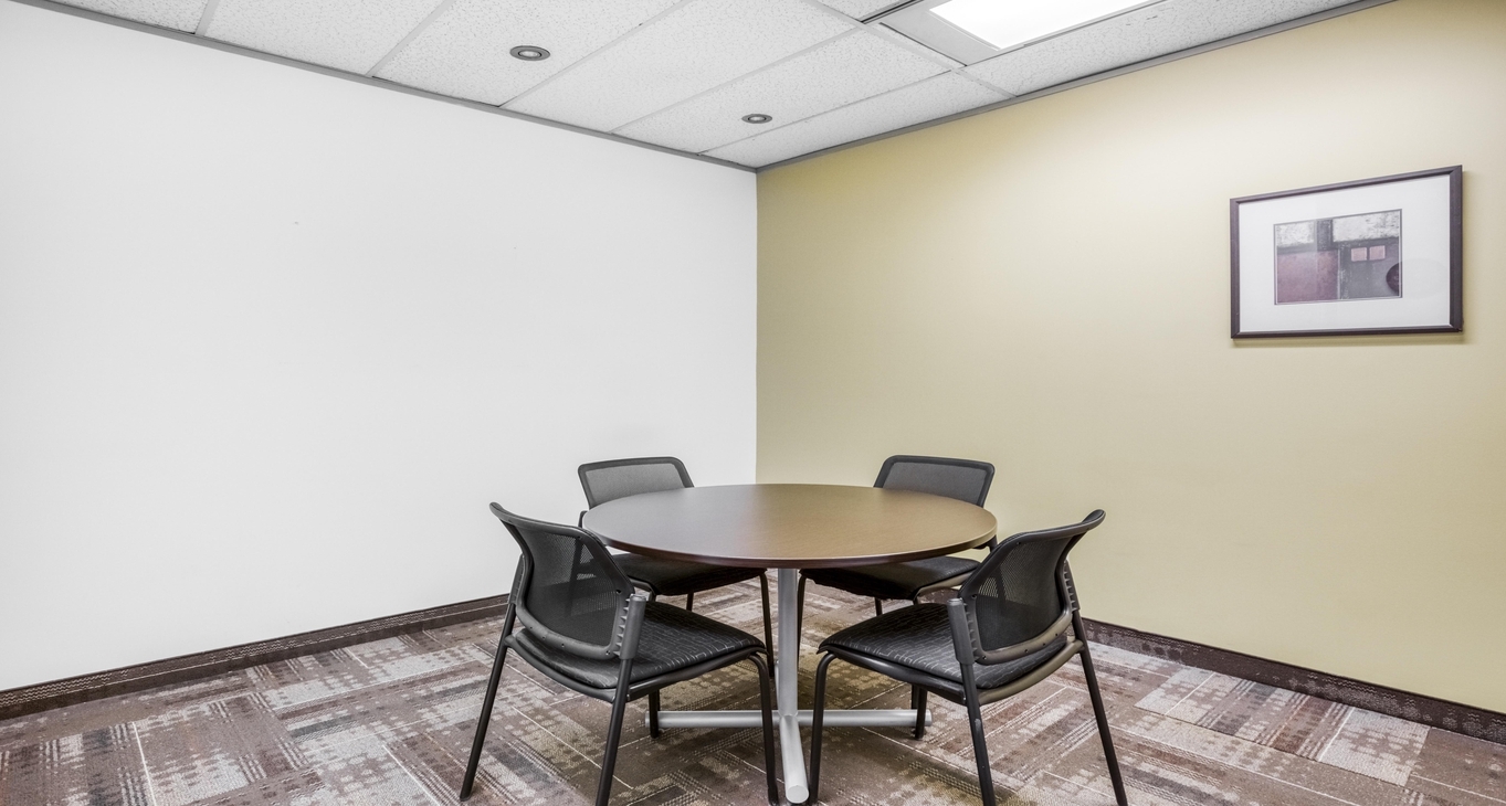 Business Center 116 Albert Street_5-5 Rent office 116 Albert Street_5-5