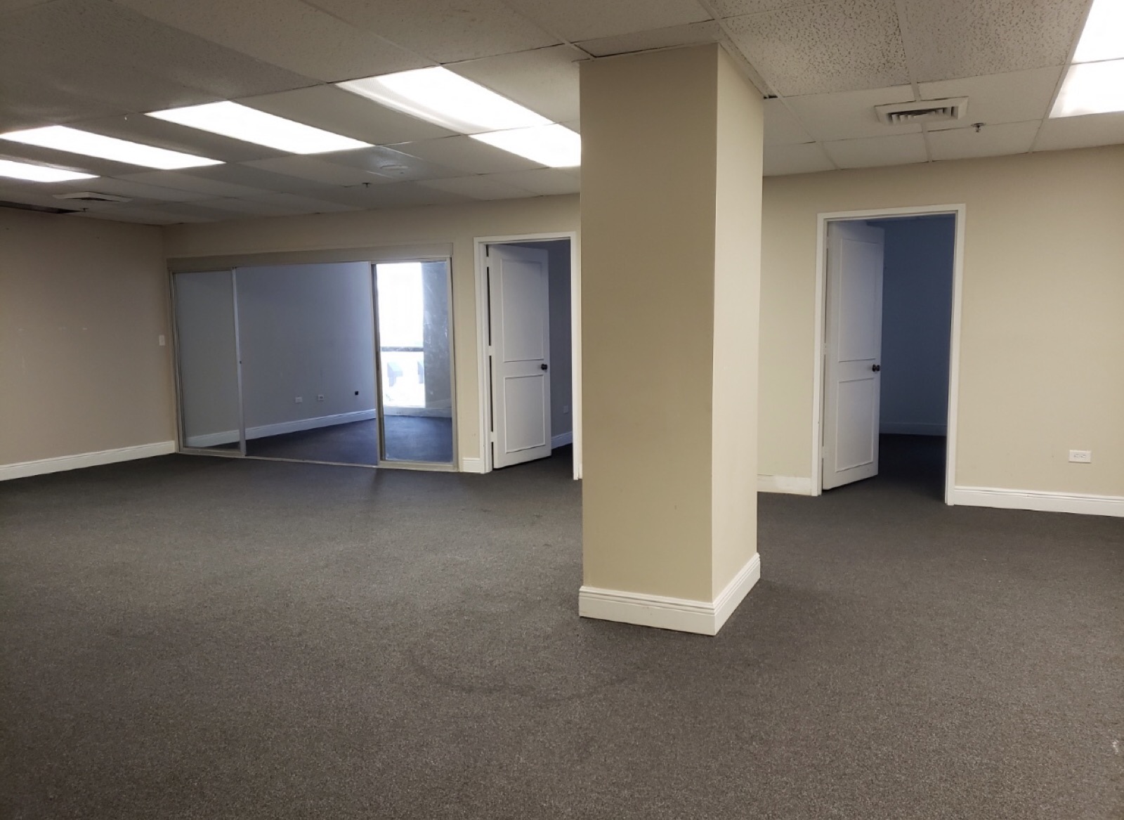 Business center 28 West Flagler Street Rent office 28 West Flagler Street — photo 5