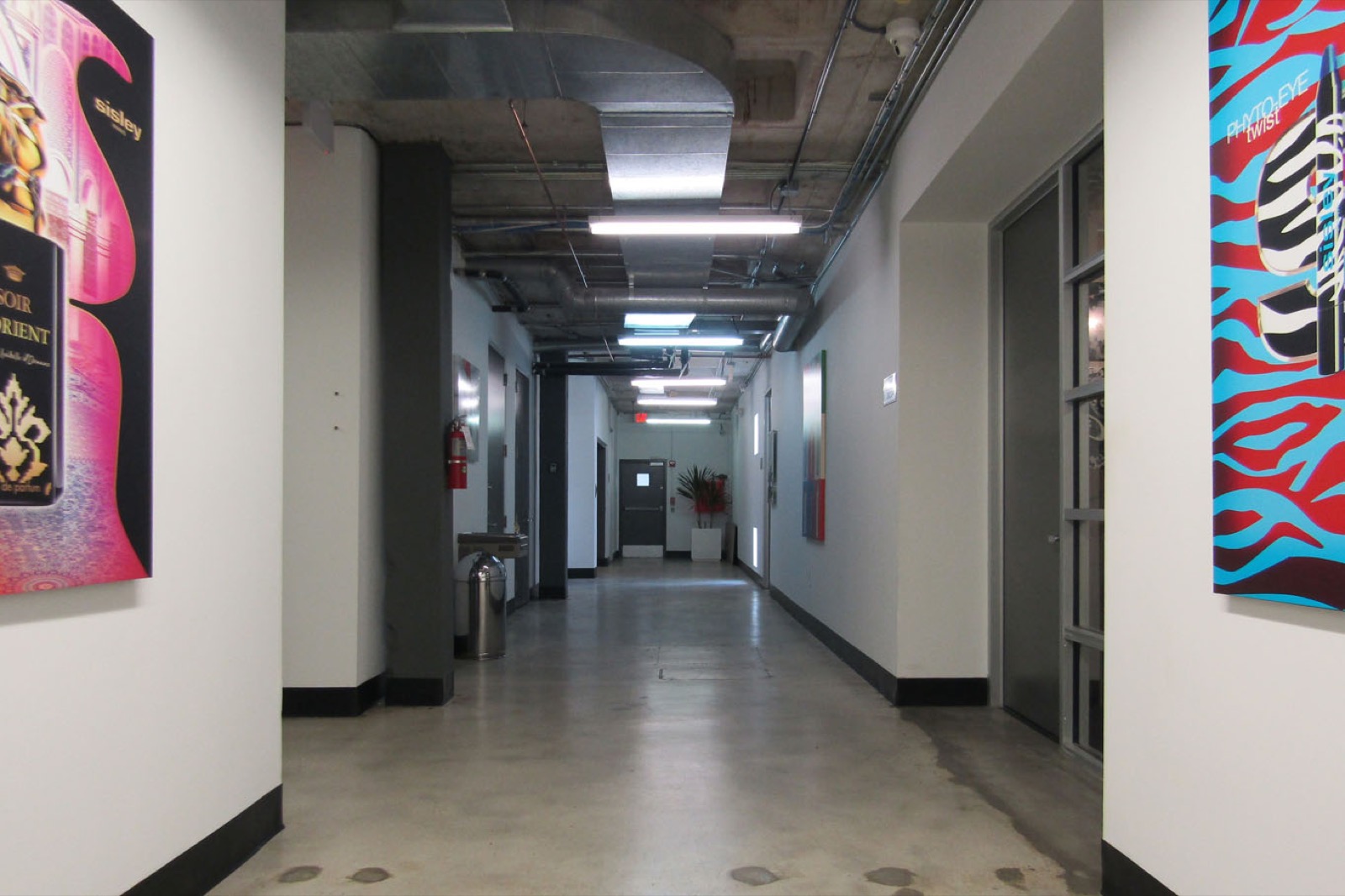 Business center 2915 Biscayne Boulevard Rent office 2915 Biscayne Boulevard — photo 2