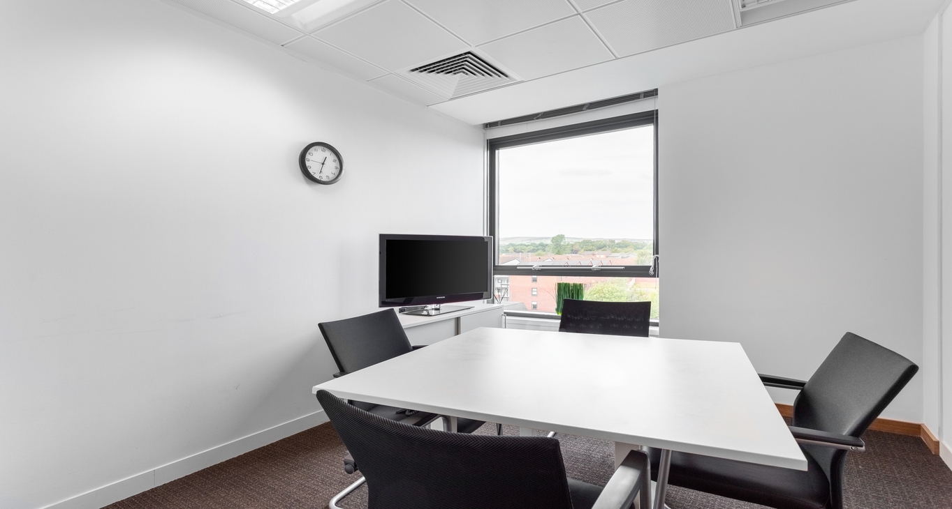 Rent office 120 Bark Street — photo 5