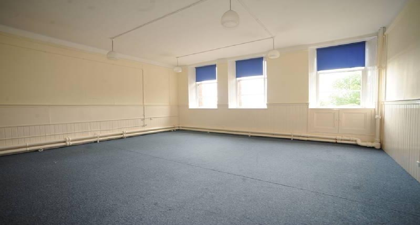 Rent office 120 Carstairs Street — photo 4