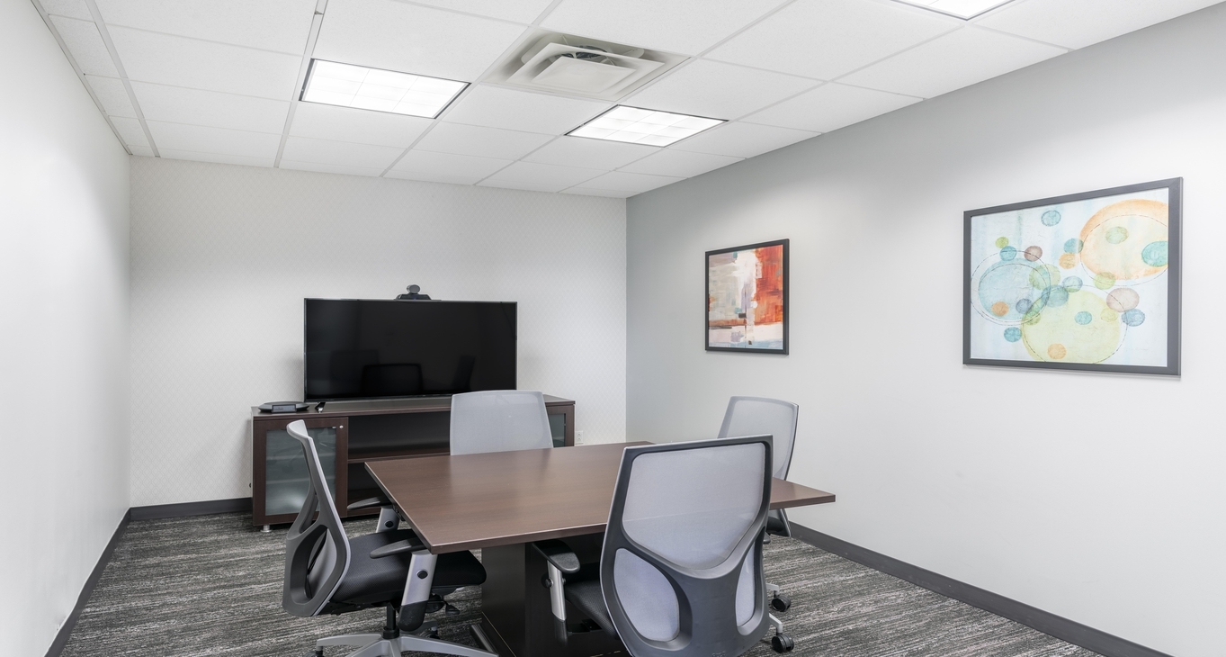 Rent office 1325 Avenue of the Americas — photo 8