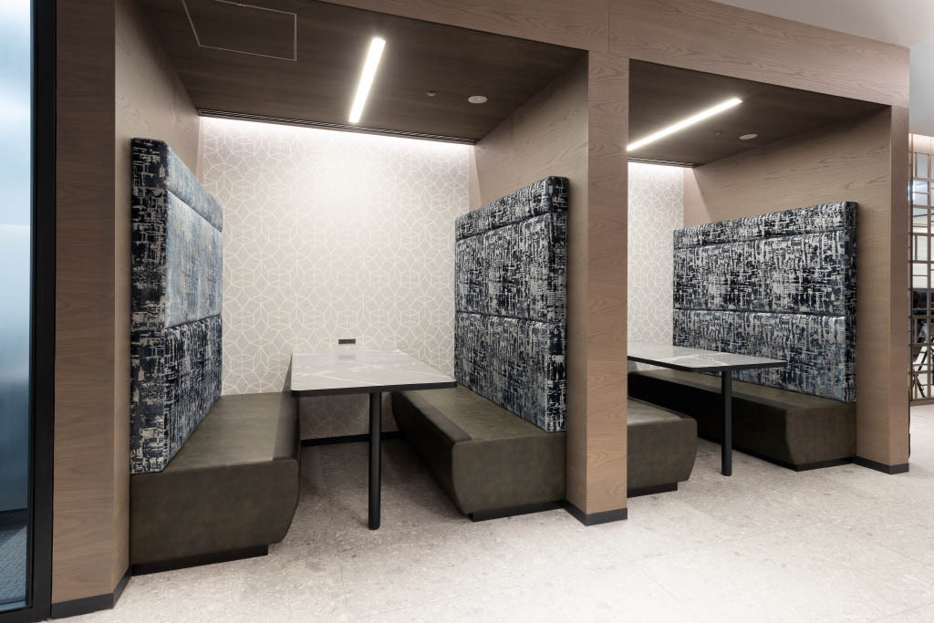 Rent office World Trade Center Building South Tower — photo 7