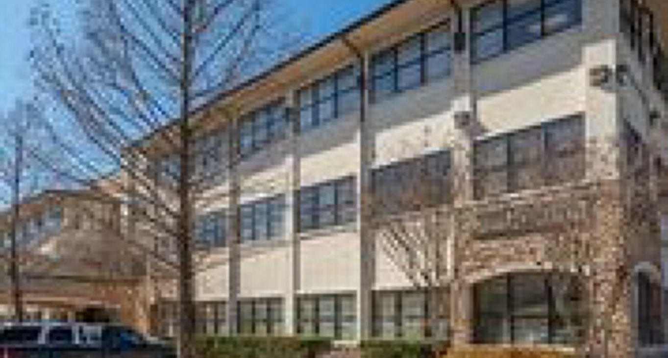 Rent office 1452 Hughes Road, Suite 200_6-14
