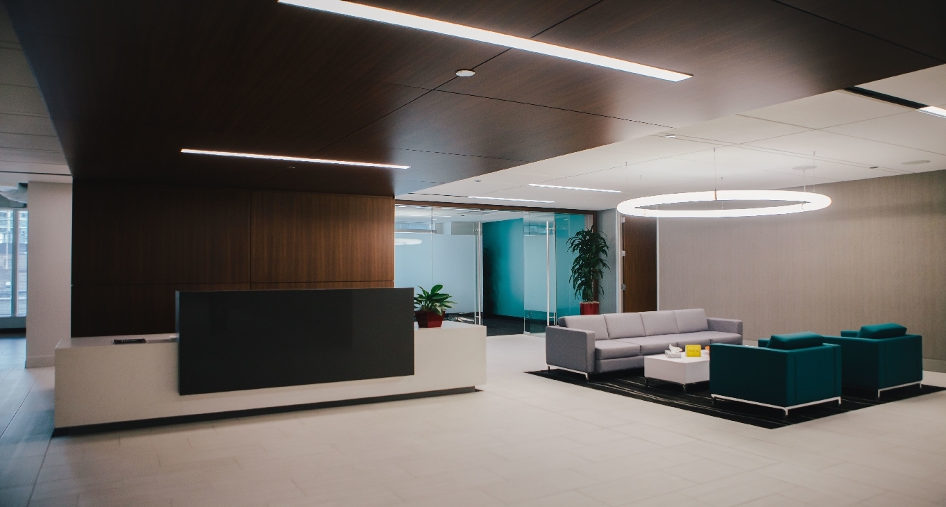 Rent office 161 North Clark St. — photo 16