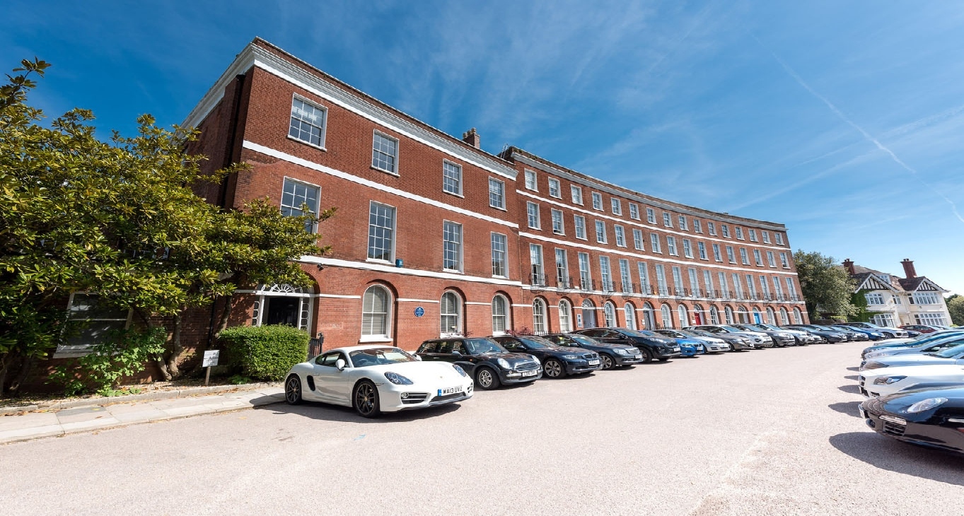 Rent office 1 Barnfield Crescent — photo 3