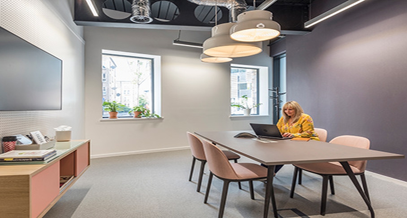 Rent office 1 Lochrin Square — photo 9