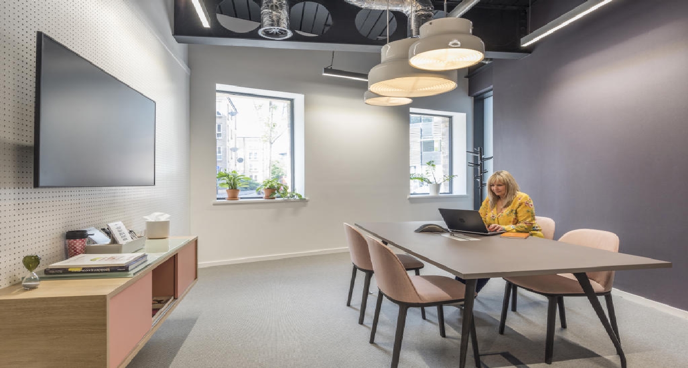 Rent office 1 Lochrin Square, 92-98 Fountainbridge — photo 12