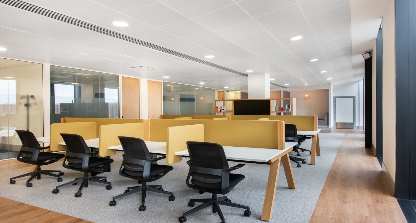 Rent office 1 Mann Island — photo 9