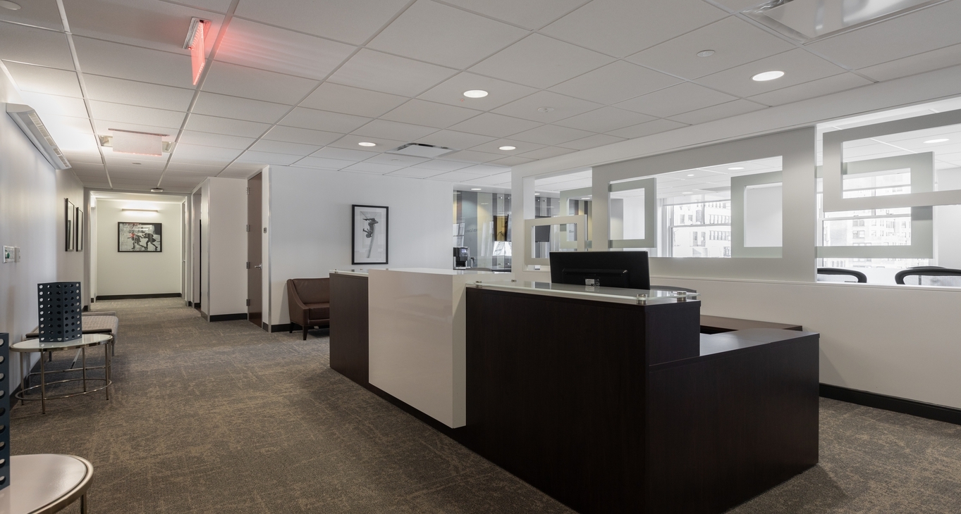 Rent office 1 Rockefeller Plaza — photo 3