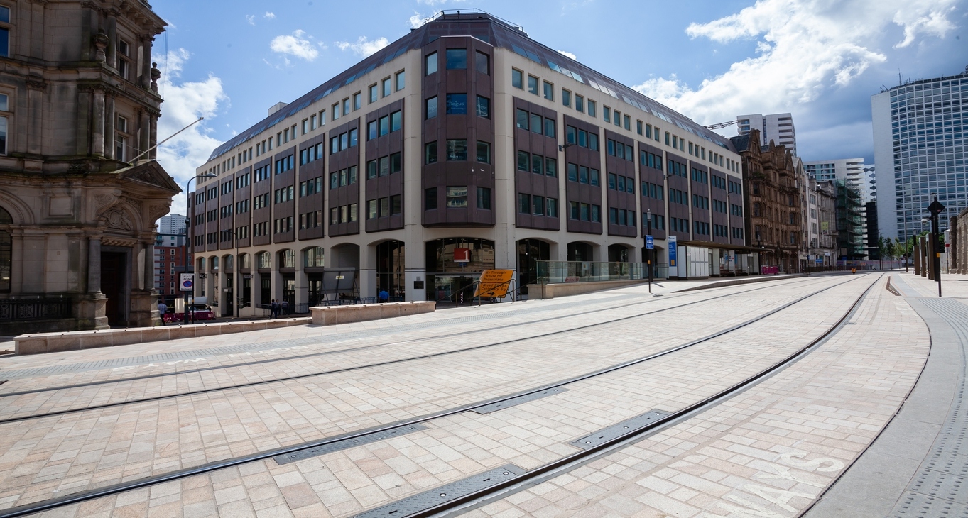 Rent office 1 Victoria Square — photo 7