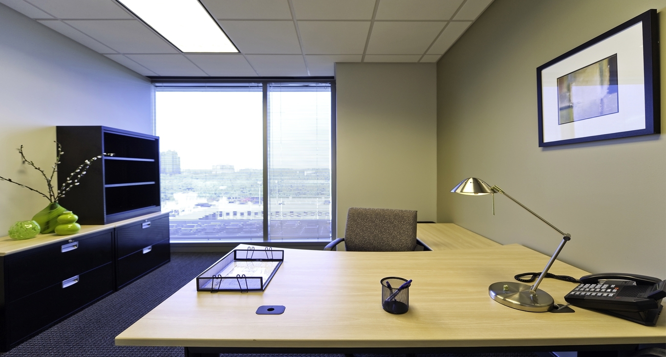 2002 Perimeter Summit, 2002 Summit Boulevard, Atlanta, GA 30319 — office space for rent, photo 3