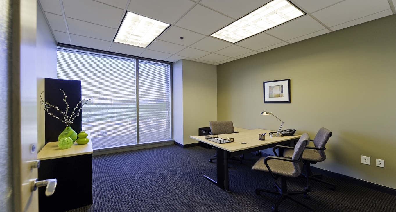 2002 Perimeter Summit, 2002 Summit Boulevard, Atlanta, GA 30319 — office space for rent, photo 5