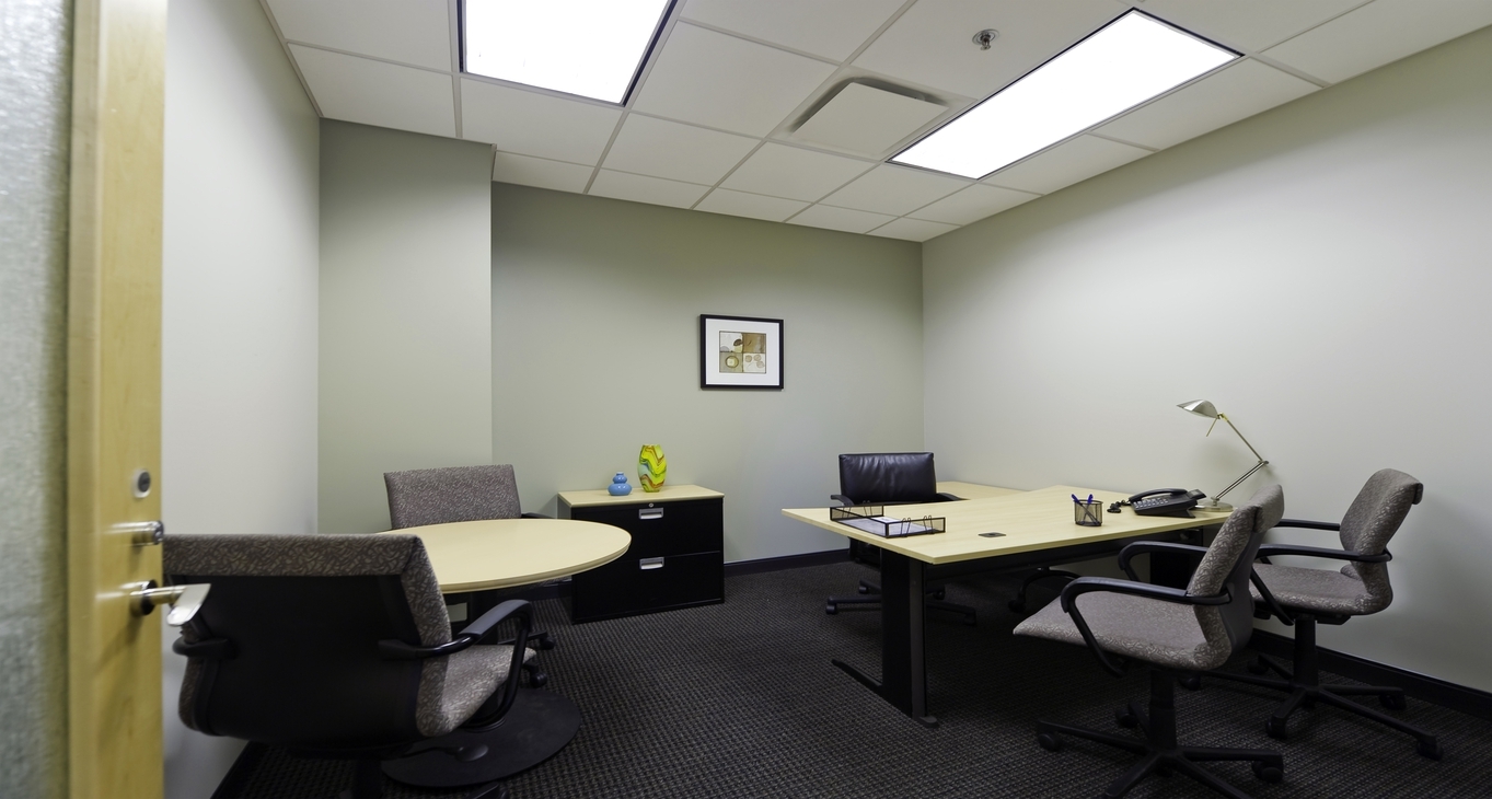 2002 Perimeter Summit, 2002 Summit Boulevard, Atlanta, GA 30319 — office space for rent, photo 7